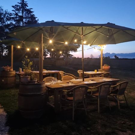 Bed and Breakfast Le Chene D'Or Marcheseuil Exterior foto