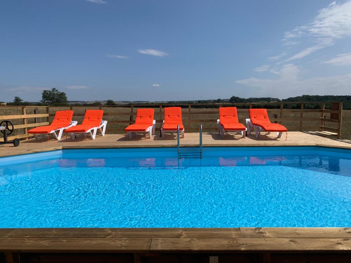 Bed and Breakfast Le Chene D'Or Marcheseuil Exterior foto