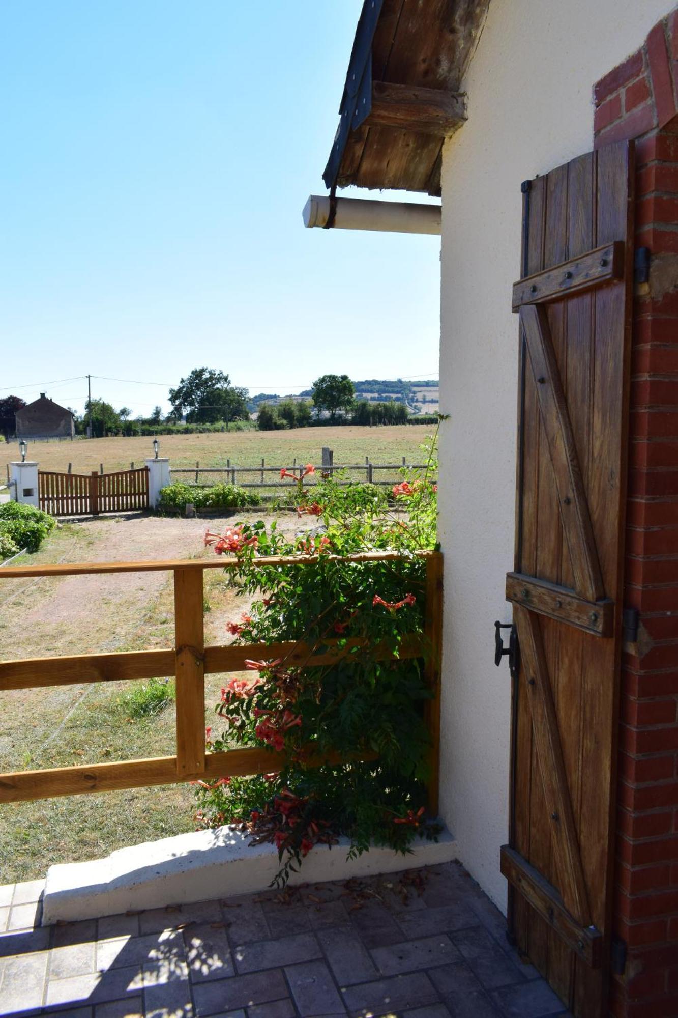 Bed and Breakfast Le Chene D'Or Marcheseuil Exterior foto