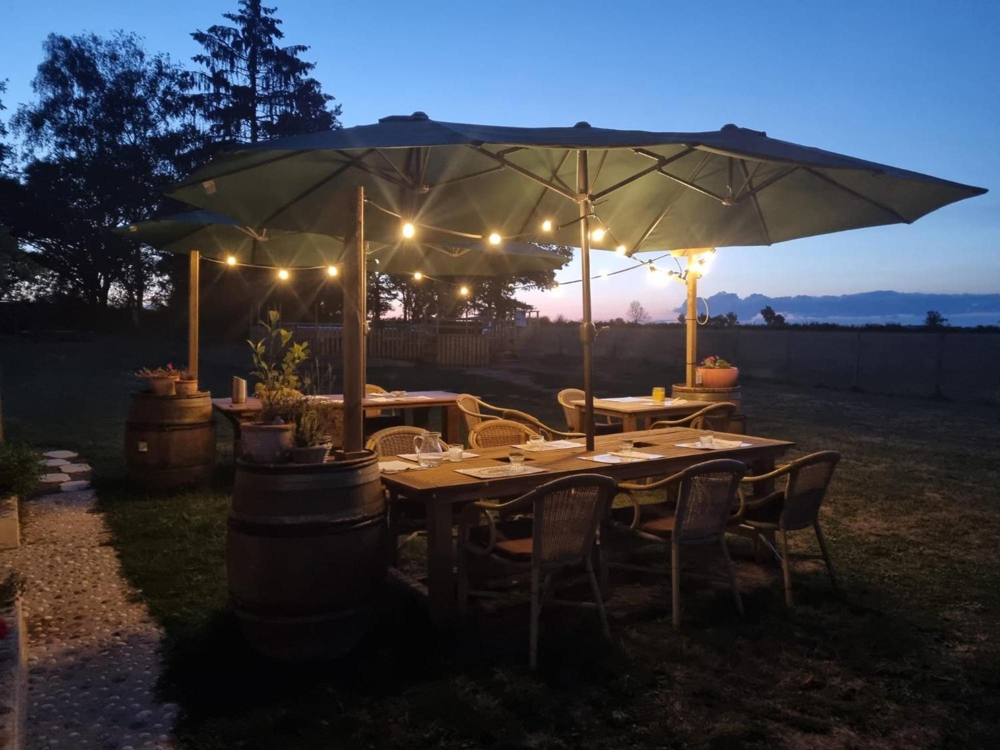 Bed and Breakfast Le Chene D'Or Marcheseuil Exterior foto