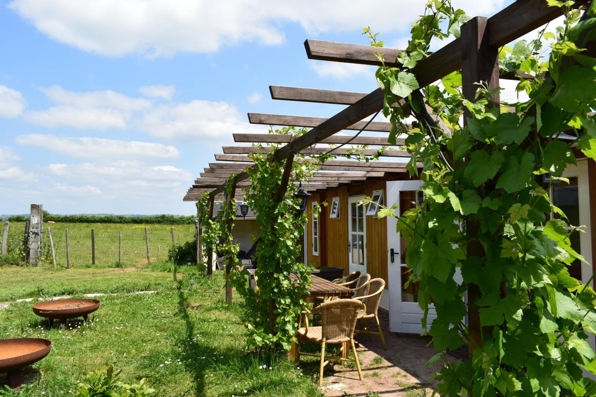 Bed and Breakfast Le Chene D'Or Marcheseuil Exterior foto